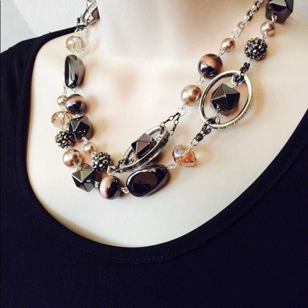 Premier Designs TOTAL ECLIPSE Necklace